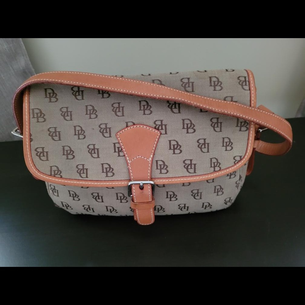 Dooney and Bourke grey and tan handle purse bag